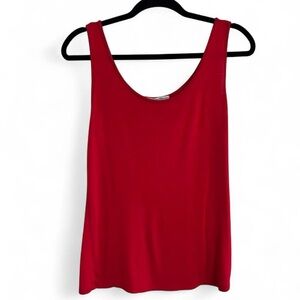 Red Sleeveless Women's‎ Top